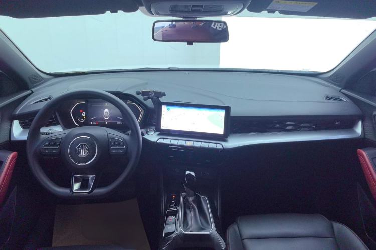 Used MG 5 2023 180 DVVT CVT Luxury Edition
