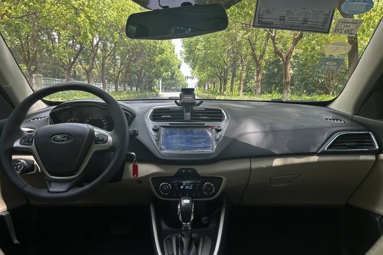 Used Ford Escort 2015 1.5L Automatic Comfort Model
