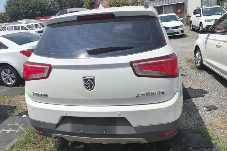 Used Baojun 560 2016 1.8L Manual Elite Version
