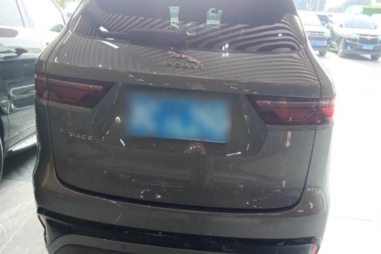 Used Jaguar F-PACE 2021 250 PS R-Dynamic SE
