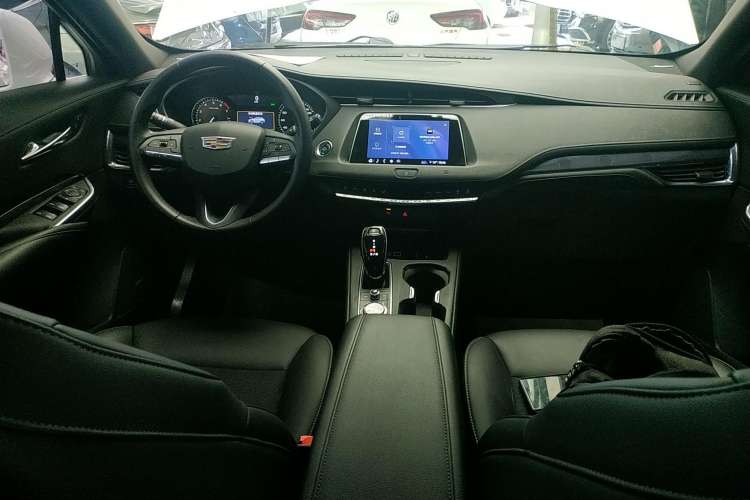 Used Cadillac XT4 2020 28T Two-Wheel Drive Tech Version
