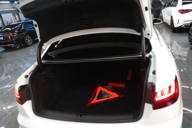 Used Audi A4L 2022 40 TFSI Fashion Dynamic Model
