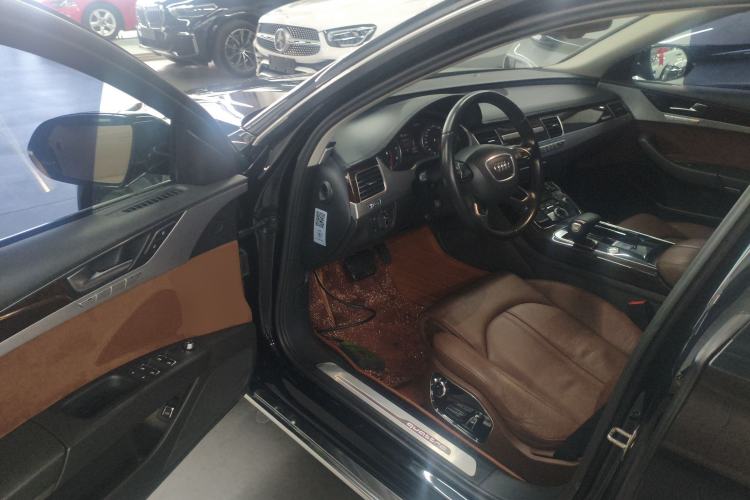 Used Audi A8 2014 A8L 45 TFSI quattro Comfort model