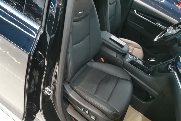 Used Cadillac XT6 2022 2.0T Six-Seater Four-Wheel Drive Luxury Version