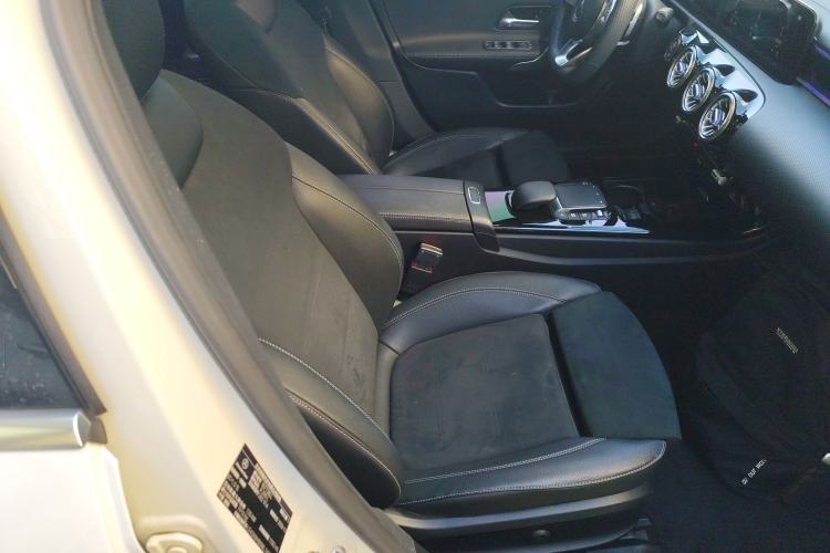 Used Mercedes-Benz A-Class 2020 Restyled A 200 L Sport Sedan Fashion Version
