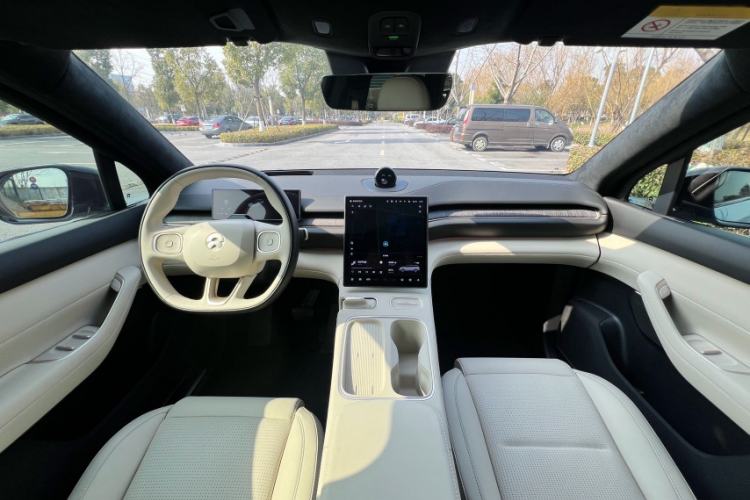 Used Nio ES6 2023 75 kWh
