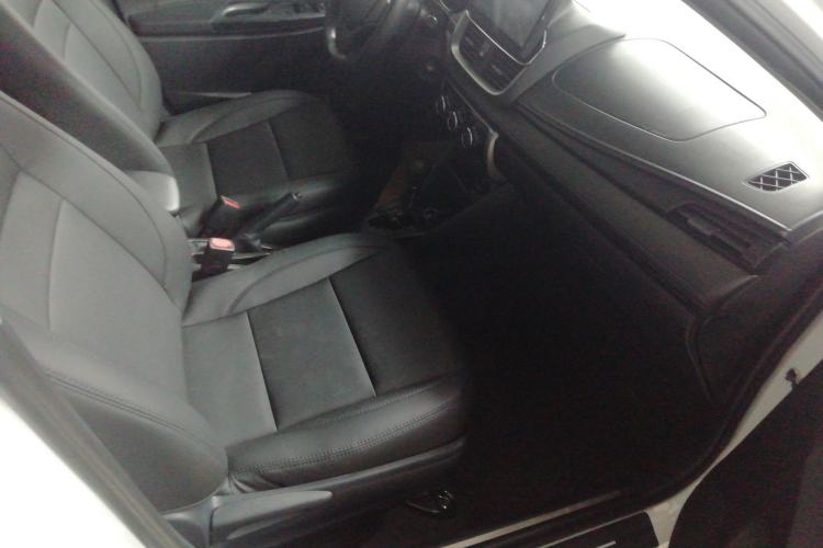 Used Toyota YARiS L 2021 X-Trail 1.5L CVT Leading Edition
