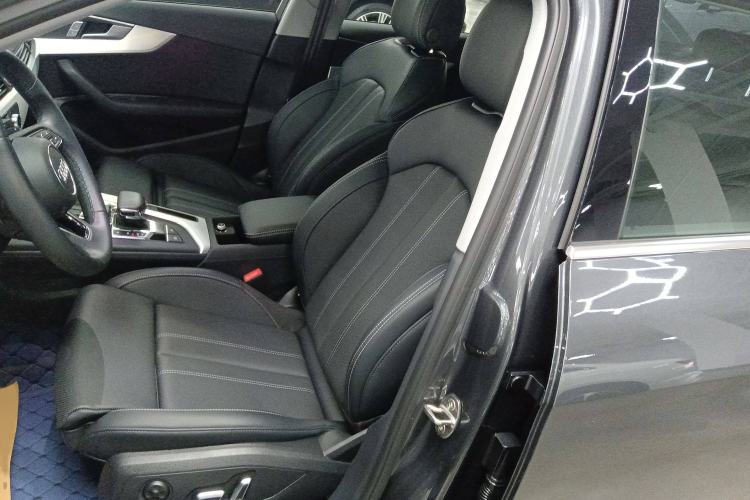 Used Audi A4L 2024 40 TFSI Fashion Dynamic Model
