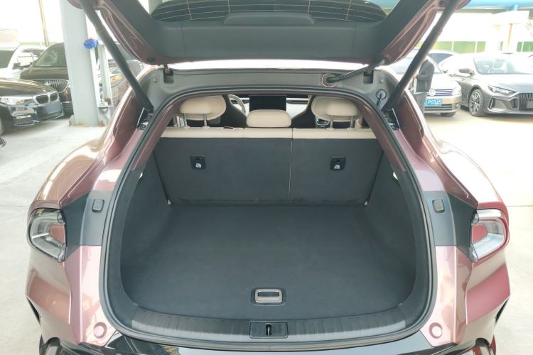 Used  YU7 2025 Ultra-Long Range Rear-Wheel Drive Version
