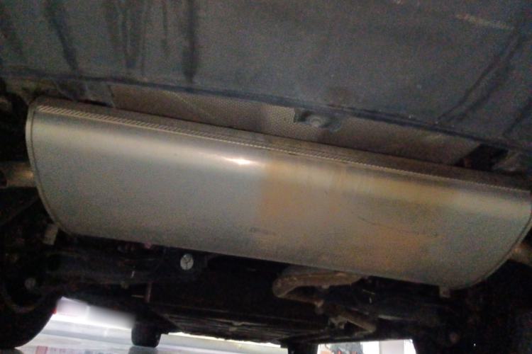 Used Denza D9 2022 DM-i 1040 Prestige Model
