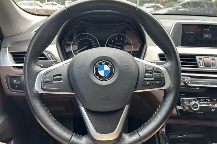 Used BMW X1 2018 sDrive18Li Luxury Model
