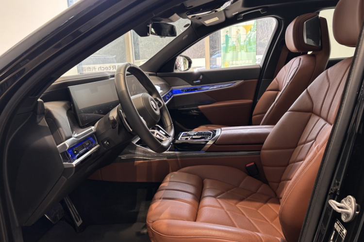 Used BMW 7 Series 2023 Restyled 740Li Luxury Edition M Sport Package
