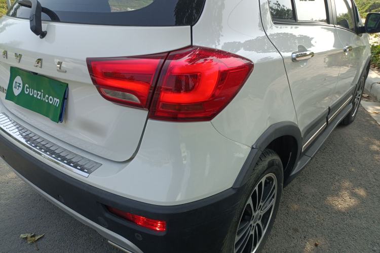 Used Haval H1 2015 1.5L AMT Luxury Model
