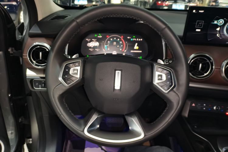 Used Wey VV6 2021 2.0T Two-Wheel Drive Smart Plus