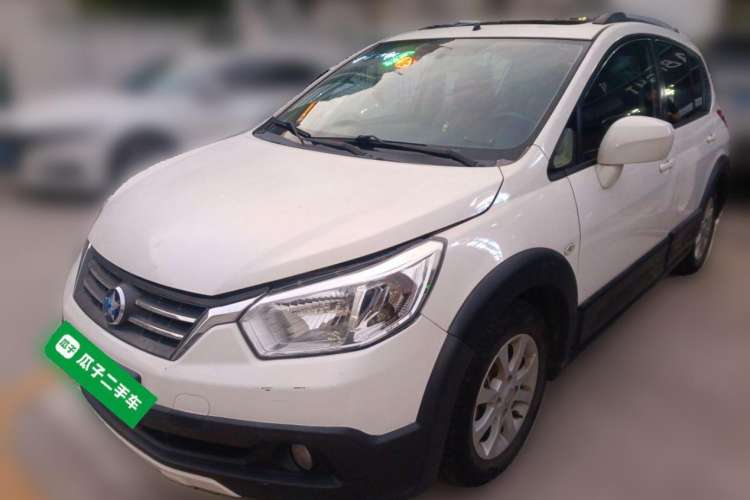 Used Venucia R50X 2013 1.6L Automatic Model
