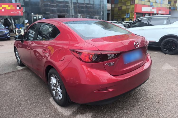 Used Mazda Mazda 3 Axela 2016 Sedan 1.5L Automatic Luxury Model
