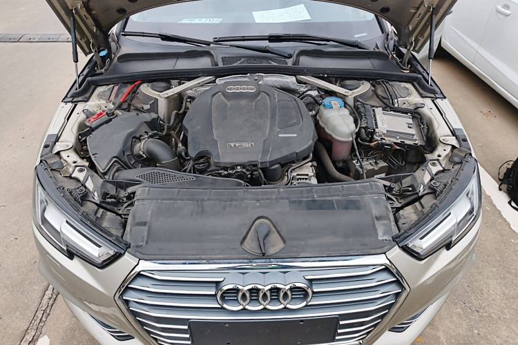 Used Audi A4L 2018 30th Anniversary Edition 40 TFSI Fashion Model
