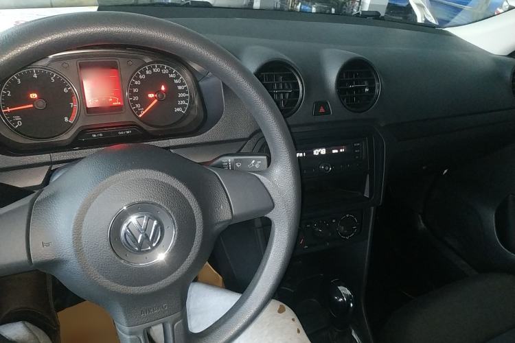 Used Volkswagen Jetta 2015 1.6L Automatic Fashion Model
