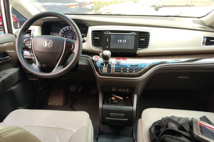 Used Honda Odyssey 2015 Revised 2.4L Luxury Edition