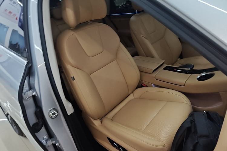 Used Hima AITO M5 2022 Extended-Range Four-Wheel Drive Performance Version
