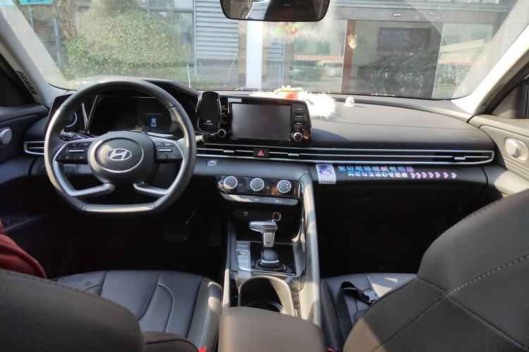 Used Hyundai Elantra 2023 1.5L CVT GLX Elite Edition
