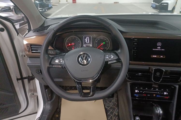 Used Volkswagen Tharu 2021 280TSI Two-Wheel-Drive Luxury Plus Edition
