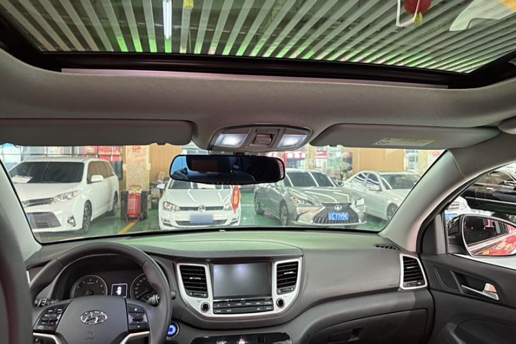 Used Hyundai Tucson 2015 1.6T Dual-Clutch Two-Wheel-Drive Smart Model
