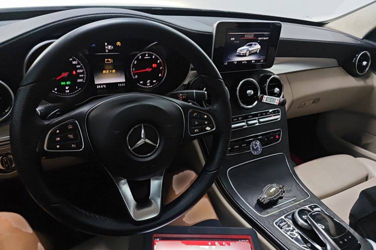 Used Mercedes-Benz C-Class 2015 C 200 L Sport Edition
