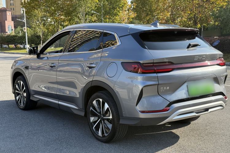 Used BYD Song PLUS New Energy 2025 EV Intelligent Driving Version 520km Premium Model
