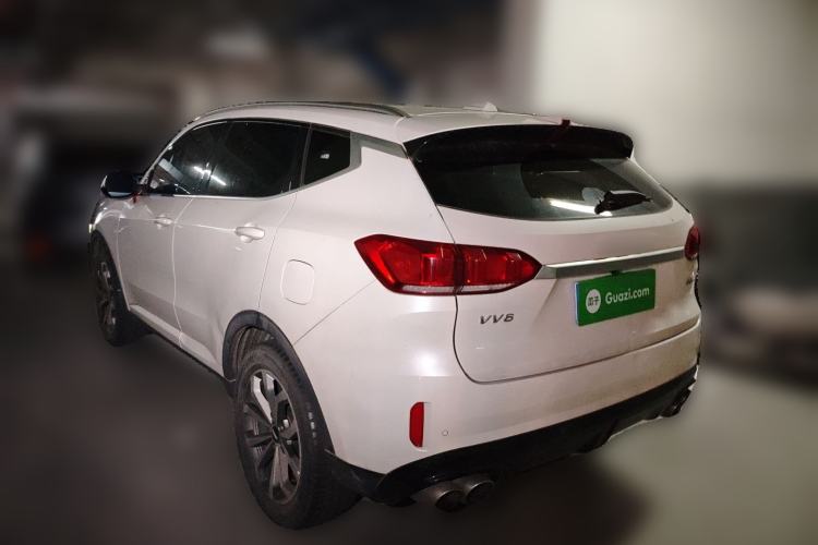 Used Wey VV6 2018 2.0T Two-Wheel-Drive Ultra-Luxury Version China V Standard
