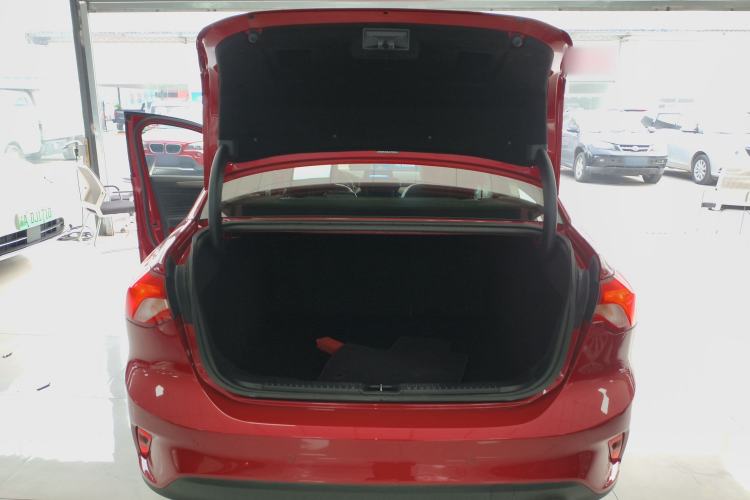 Used Ford Focus 2019 Sedan EcoBoost 180 Automatic Trend Edition