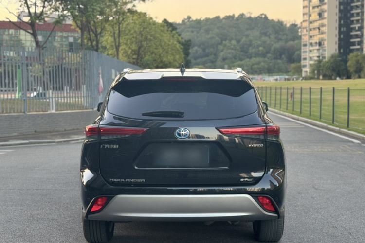 Used Toyota Highlander 2022 Dual-Engine 2.5L Four-Wheel Drive Prestige Version 7 Seats

