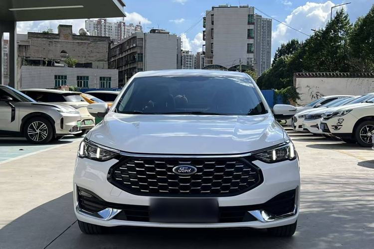 Used Ford Escort 2021 1.5L Automatic Diamond Edition
