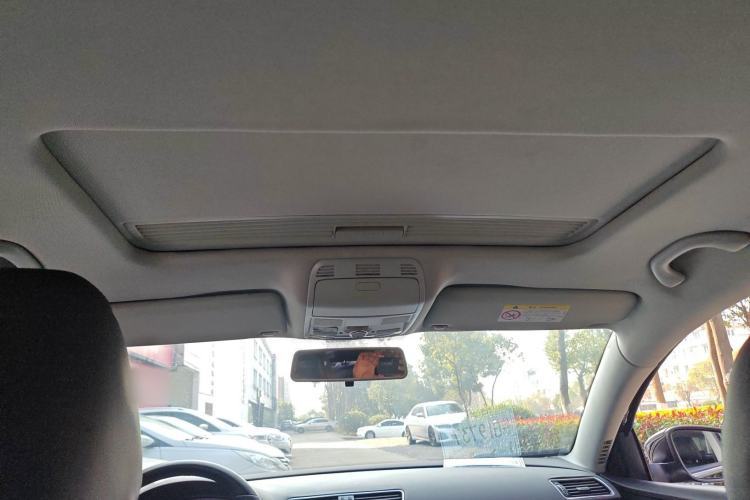 Used Volkswagen Magotan 2016 1.8TSI Smart Comfort Model
