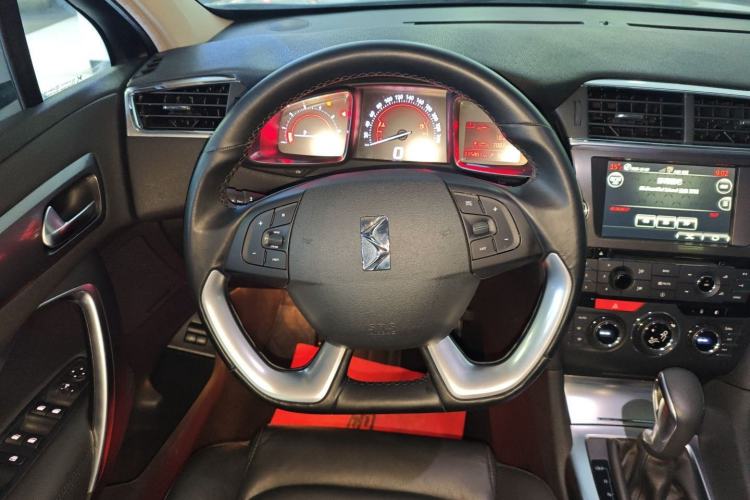 Used  6 2014 1.6T Luxury Edition THP160
