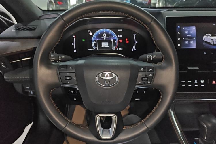 Used Toyota Avalon 2024 2.0L Premium Edition