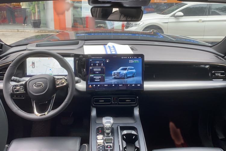 Used GAC Trumpchi GS8 2022 Dual-Engine Series 2.0TM Two-Wheel Drive Prestige Edition (7 Seats)
