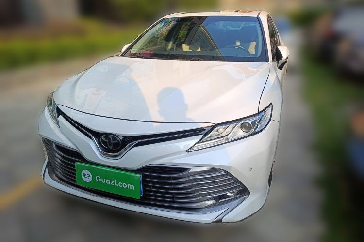 Used Toyota Camry 2019 Revised Version 2.0G Luxury Edition
