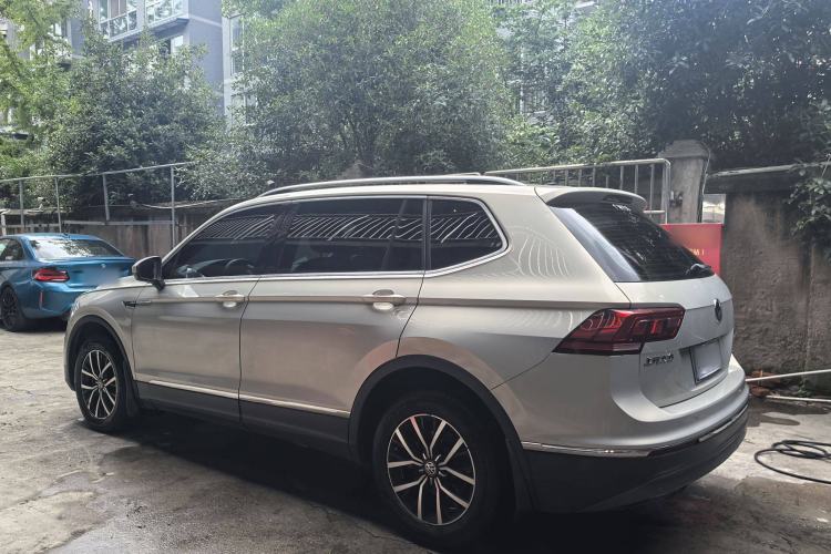 Used Volkswagen Tiguan L 2017 330TSI Automatic Two-Wheel Drive Luxury Edition
