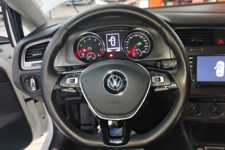 Used Volkswagen Golf 2016 230TSI Automatic Comfort Version