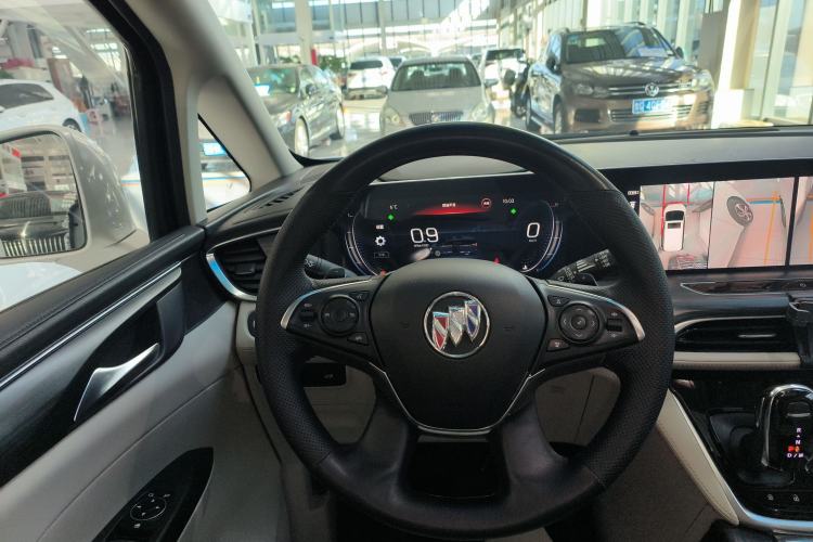 Used Buick GL8 2022 ES Landtrek 653T Comfort Edition
