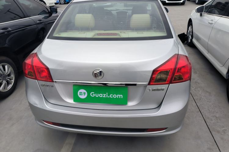 Used Buick Excelle 2013 1.5L Automatic Classic Model
