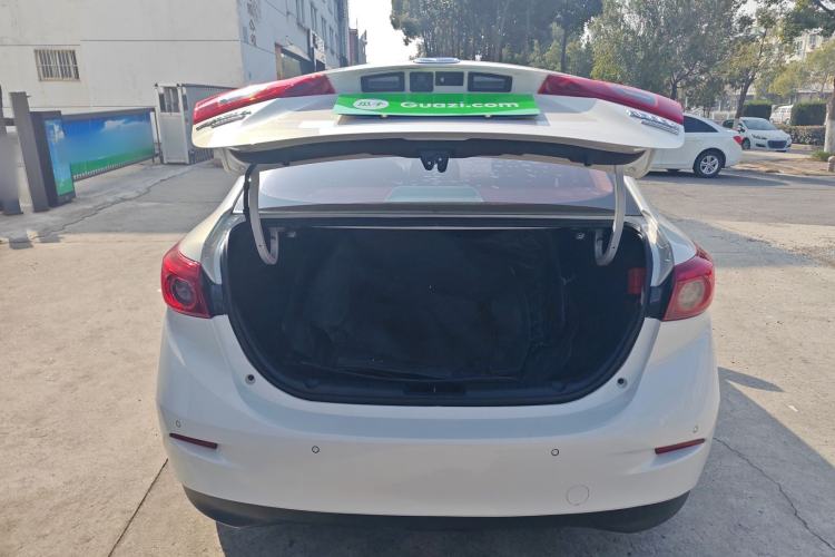 Used Mazda Mazda 3 Axela 2017 Sedan 1.5L Automatic Luxury Model Emission Standard China V
