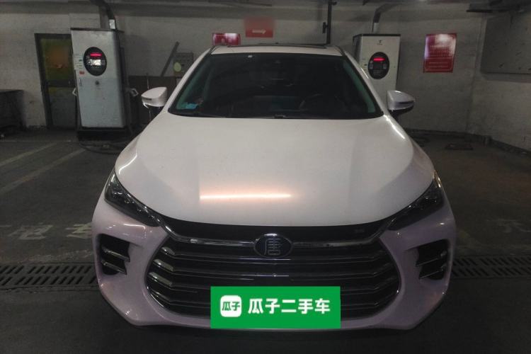 Used BYD Tang New Energy 2019 DM 2.0T All-Wheel Drive Smart Connectivity Enjoyment Model 7 Seats China VI Standard