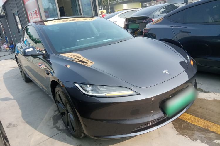 Used Tesla Model 3 2025 Rear-Wheel-Drive Version
