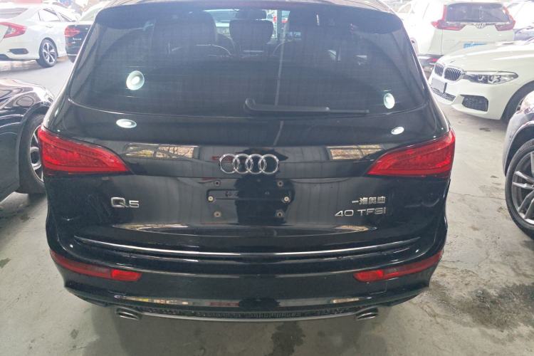 Used Audi Q5 2017 Plus 40 TFSI Ambition Model