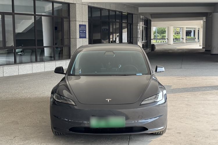 Used Tesla Model 3 2023 Rear-Wheel-Drive Version
