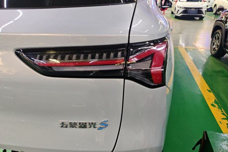 Used Wuling Xingguang S 2024 130km Flagship Version
