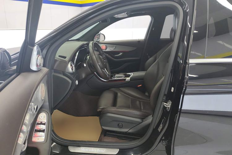 Used Mercedes-Benz GLC 2021 GLC 260 L 4MATIC Dynamic Edition
