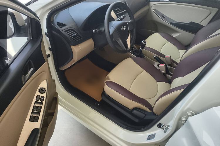 Used Hyundai Verna 2014 1.4L Manual Smart GLS Trim
